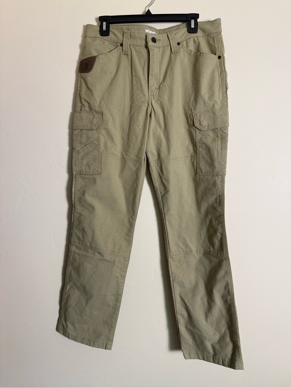 Women’s Wrangler Riggs workwear khaki Ripstop work pants size 12x32